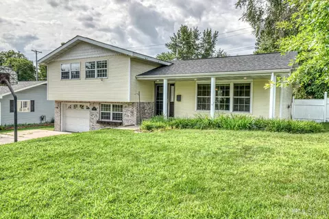735 Brookfield, Kingsford, MI 49802