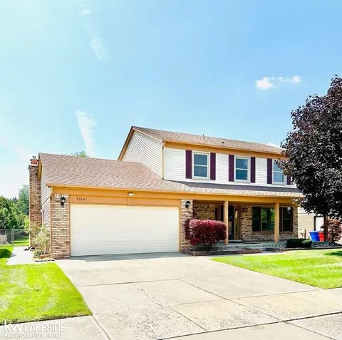 31841 Grove, Fraser, MI 48026