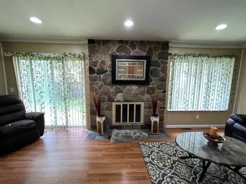 30833 Austin, Warren, MI 48092 photo 13