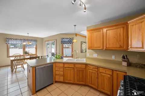 1144 Brandywine, Temperance, MI 48182 photo 11