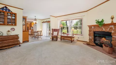 114 Kenneally, Gladstone, MI 49837 photo 13