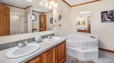 114 Kenneally, Gladstone, MI 49837 photo 15