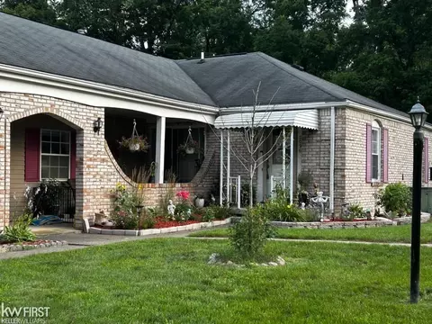 2096 Painted Post, Flushing, MI 48433