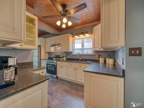 443 Borgess, Monroe, MI 48162 photo 3
