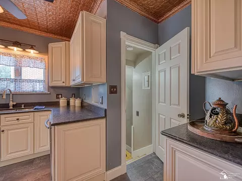 443 Borgess, Monroe, MI 48162 photo 4