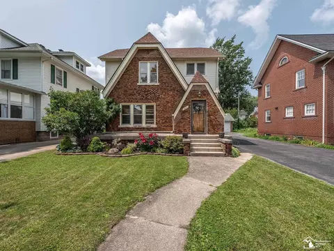443 Borgess, Monroe, MI 48162