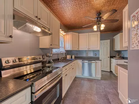 443 Borgess, Monroe, MI 48162 photo 2