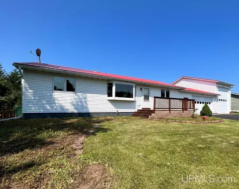 1024 Shields, L'anse, MI 49946 photo 48