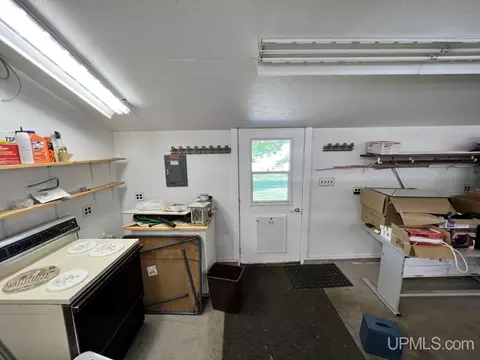 1024 Shields, L'anse, MI 49946 photo 33