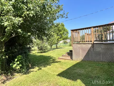 1024 Shields, L'anse, MI 49946 photo 40