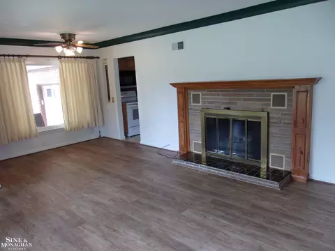 355 Colonial, Algonac, MI 48001 photo 3