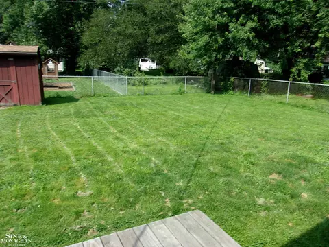 355 Colonial, Algonac, MI 48001 photo 32