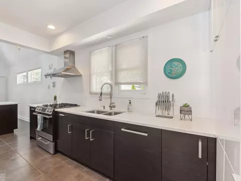 1347 Grayton, Grosse Pointe Park, MI 48230 photo 12
