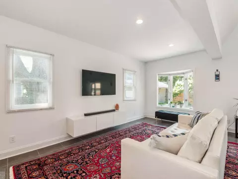 1347 Grayton, Grosse Pointe Park, MI 48230 photo 9