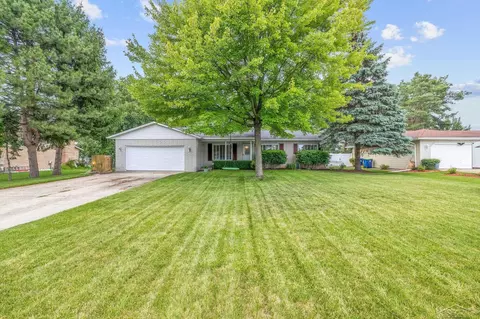 5548 Katherine Ct, Saginaw, MI 48603