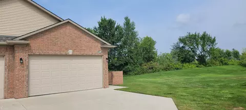 54397 Camden #86, Chesterfield, MI 48051