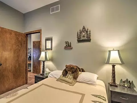 4646 Keswick, Gladwin, MI 48624 photo 39