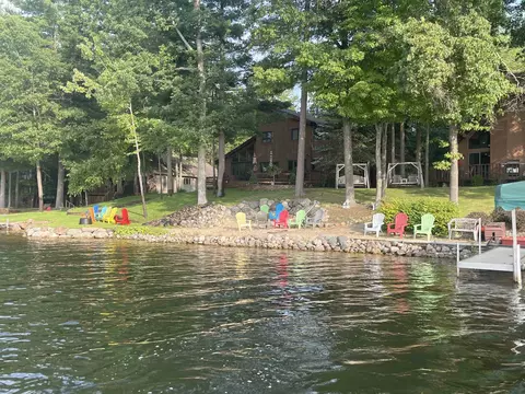 4646 Keswick, Gladwin, MI 48624 photo 2