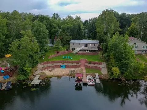 2129 Heather, Gladwin, MI 48624 photo 2