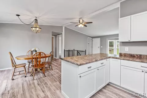 1053 Laberdee, Adrian, MI 49221 photo 11