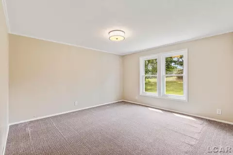 1053 Laberdee, Adrian, MI 49221 photo 29