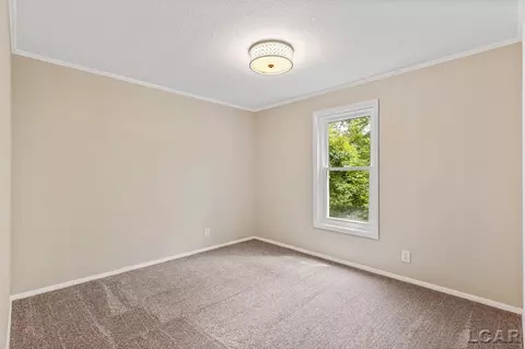 1053 Laberdee, Adrian, MI 49221 photo 28