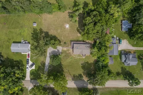 1053 Laberdee, Adrian, MI 49221 photo 43