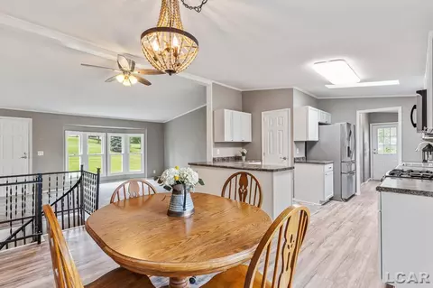 1053 Laberdee, Adrian, MI 49221 photo 13