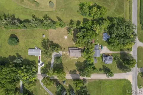 1053 Laberdee, Adrian, MI 49221 photo 48