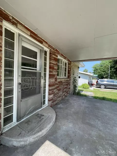 102 W Fall, L'anse, MI 49946 photo 30