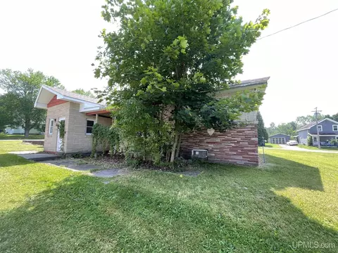 102 W Fall, L'anse, MI 49946 photo 35