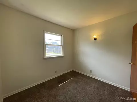 102 W Fall, L'anse, MI 49946 photo 24