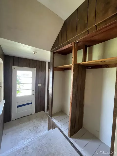 102 W Fall, L'anse, MI 49946 photo 25