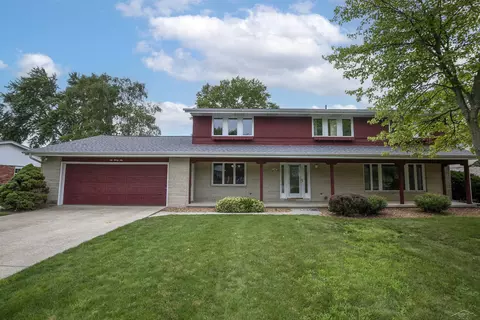 636 Stoneham, Saginaw, MI 48638