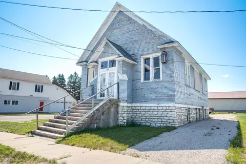 101 N 2nd, Manistique, MI 49854