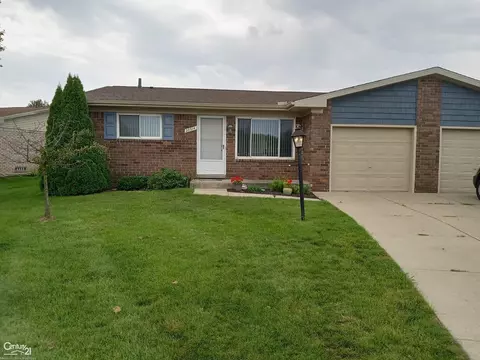 28514 Dino, New Baltimore, MI 48047