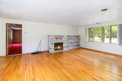3636 E Monroe, Midland, MI 48642 photo 5
