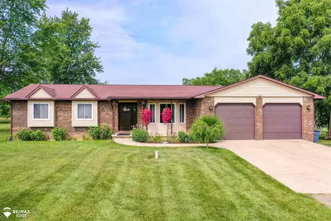 7457 N Linden, Mount Morris, MI 48458
