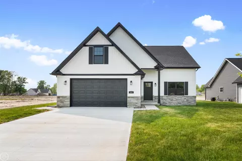 1815 Riley, Saint Clair, MI 48079