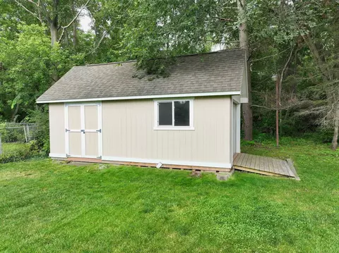 8475 Wesley, Flushing, MI 48433 photo 11