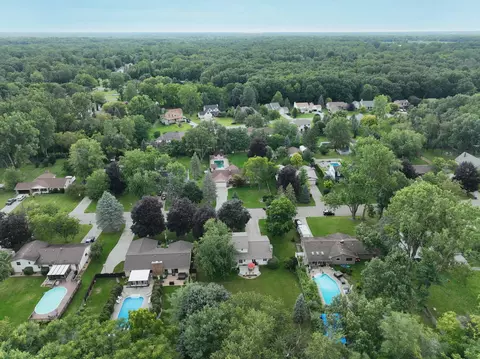 8475 Wesley, Flushing, MI 48433 photo 38
