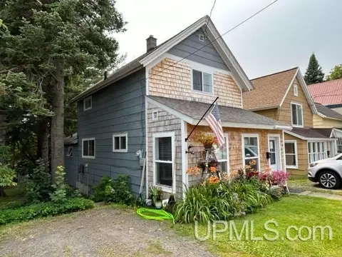 828 W Franklin, Hancock, MI 49930
