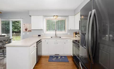 47412 Old Orch, Macomb, MI 48044 photo 11