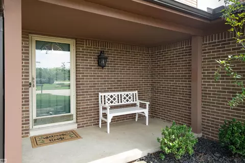 47412 Old Orch, Macomb, MI 48044 photo 2