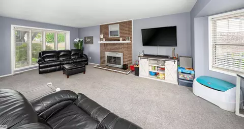 47412 Old Orch, Macomb, MI 48044 photo 3