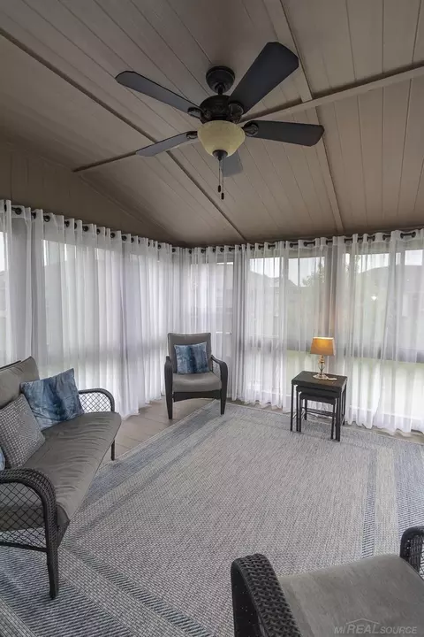 49559 Hiddenbrook, Macomb, MI 48042 photo 7