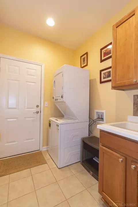 49559 Hiddenbrook, Macomb, MI 48042 photo 25