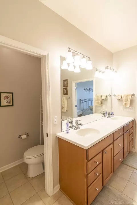 49559 Hiddenbrook, Macomb, MI 48042 photo 19