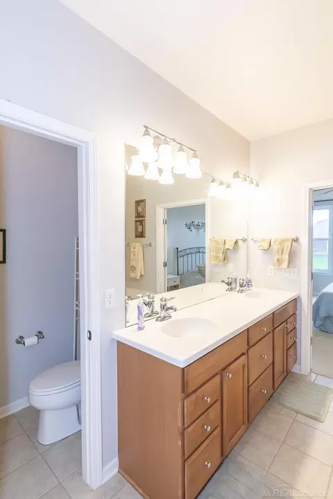 49559 Hiddenbrook, Macomb, MI 48042 photo 18