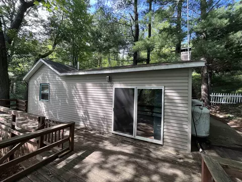1071 Lake, Harrison, MI 48625 photo 4
